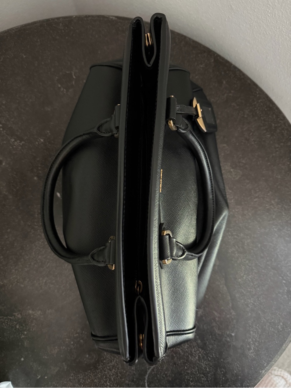 Prada Black Saffiano Satchel Handbag with Gold Hardware - Pre-Loved - Picture 6 of 16